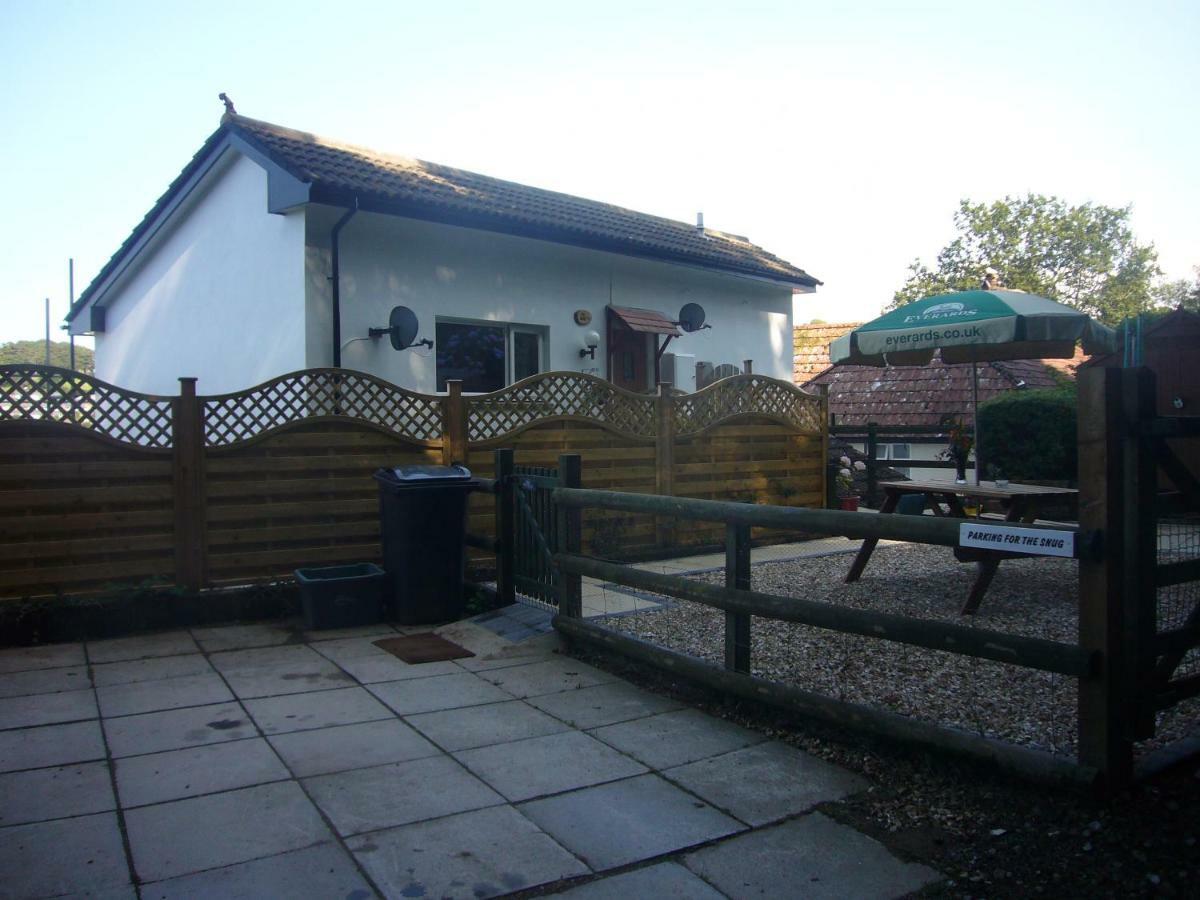The Snug Ilfracombe Apartment Bagian luar foto